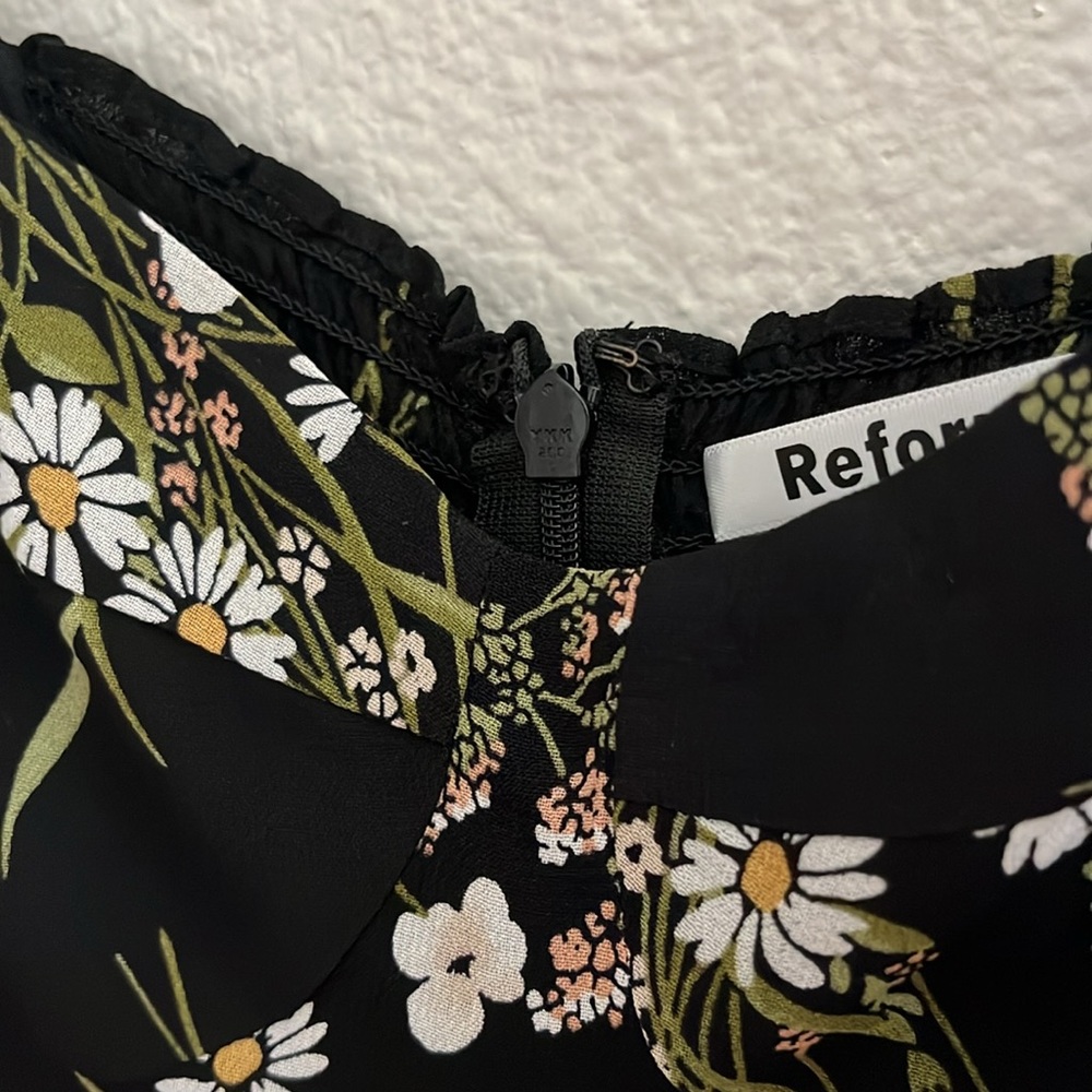 Reformation Kourtney dress - Picture 9 of 11